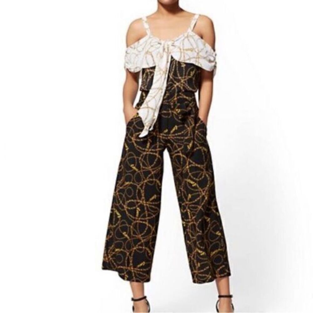 NEW YORK & COMPANY Cropped Chain Link Print Pants SMALL